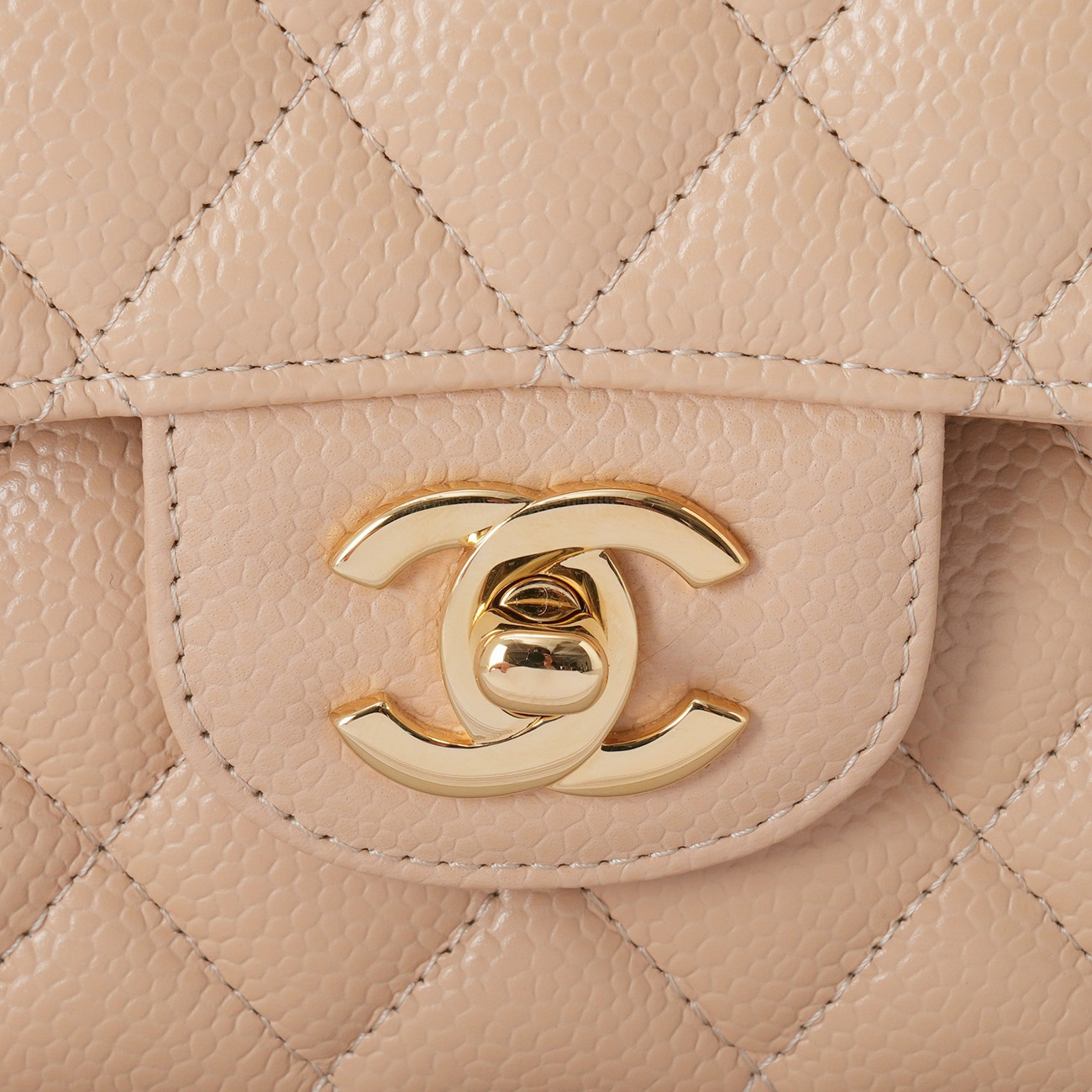 CHANEL(USED)샤넬 캐비어 클래식 미듐 플랩백