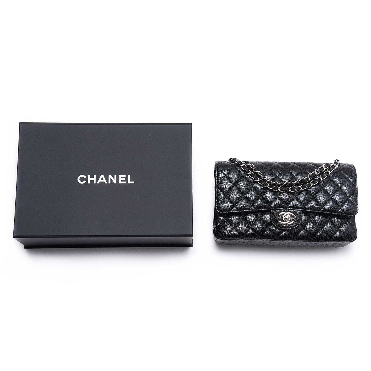 CHANEL(USED)샤넬 캐비어 클래식 미듐 플랩백
