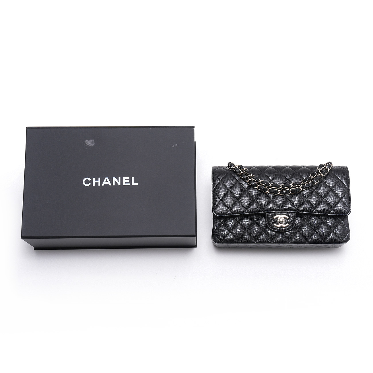 CHANEL(USED)샤넬 캐비어 클래식 미듐 플랩백