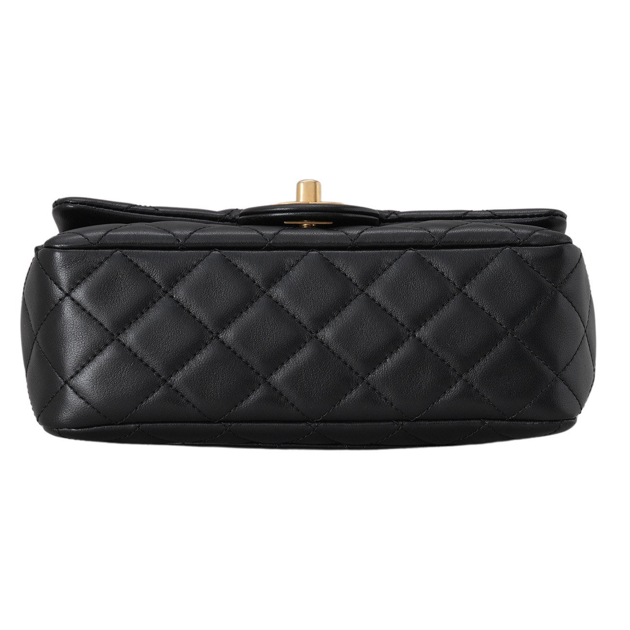 CHANEL(USED)샤넬 시즌 램스킨 프릴장식 뉴미니 크로스백