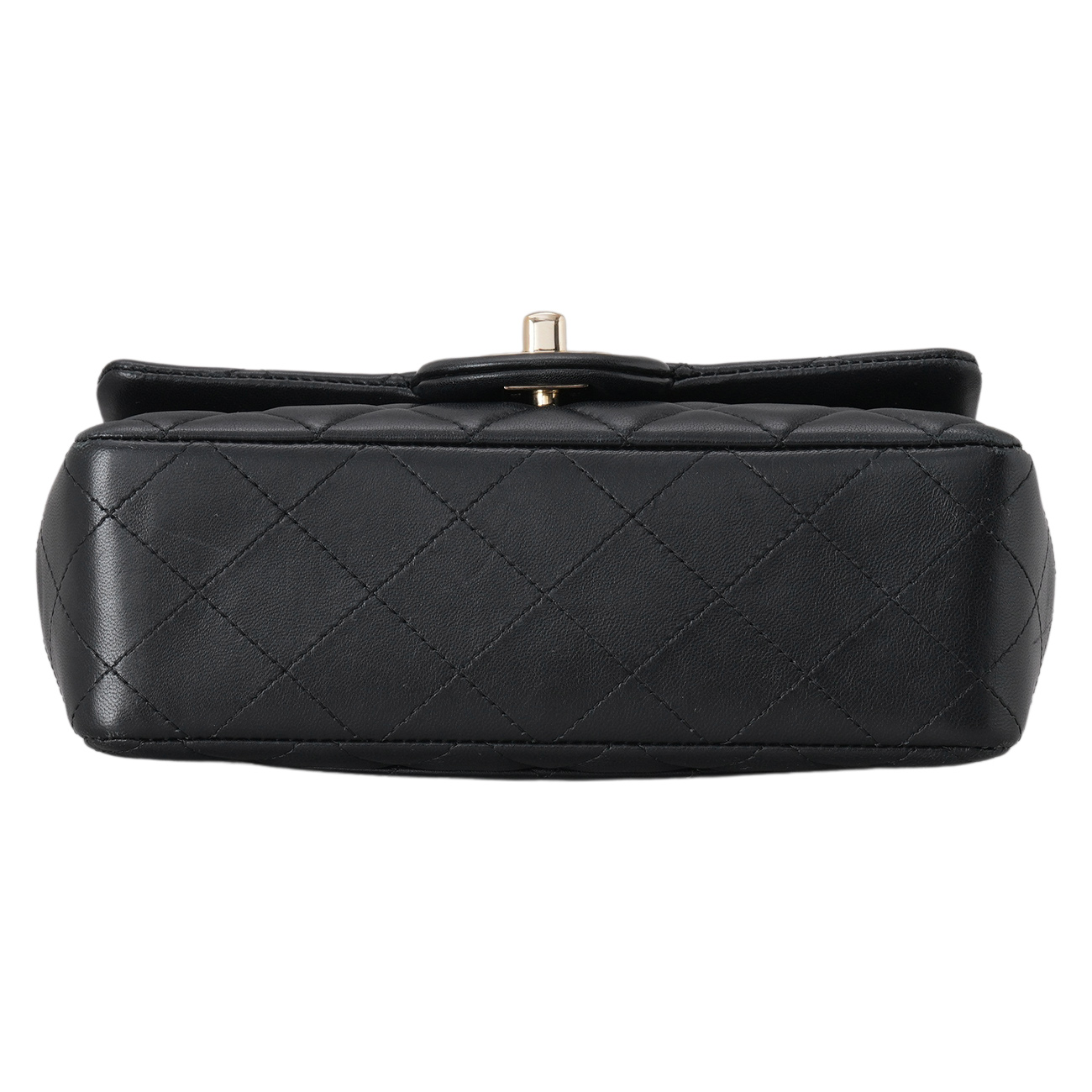 CHANEL(USED)샤넬 램스킨 뉴미니 크로스백