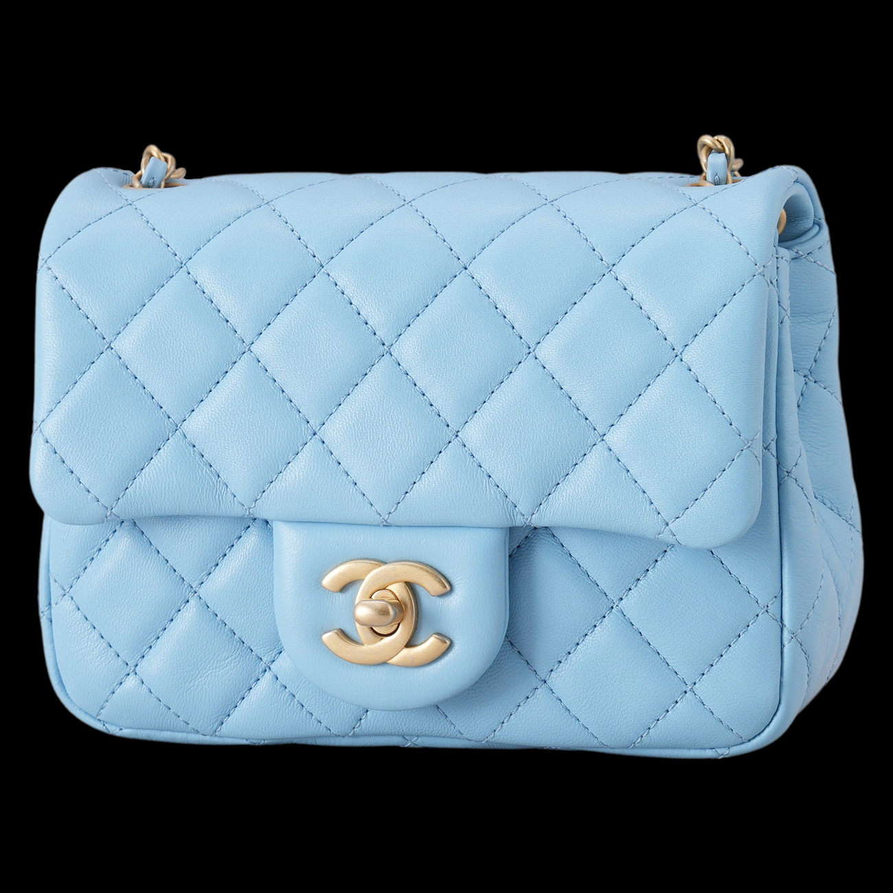 CHANEL(USED)샤넬 AS1786 램스킨 클래식 쁘띠삭 골든볼