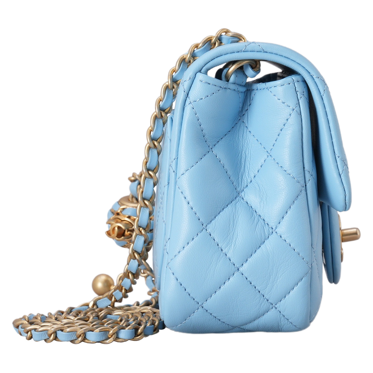 CHANEL(USED)샤넬 AS1786 램스킨 클래식 쁘띠삭 골든볼