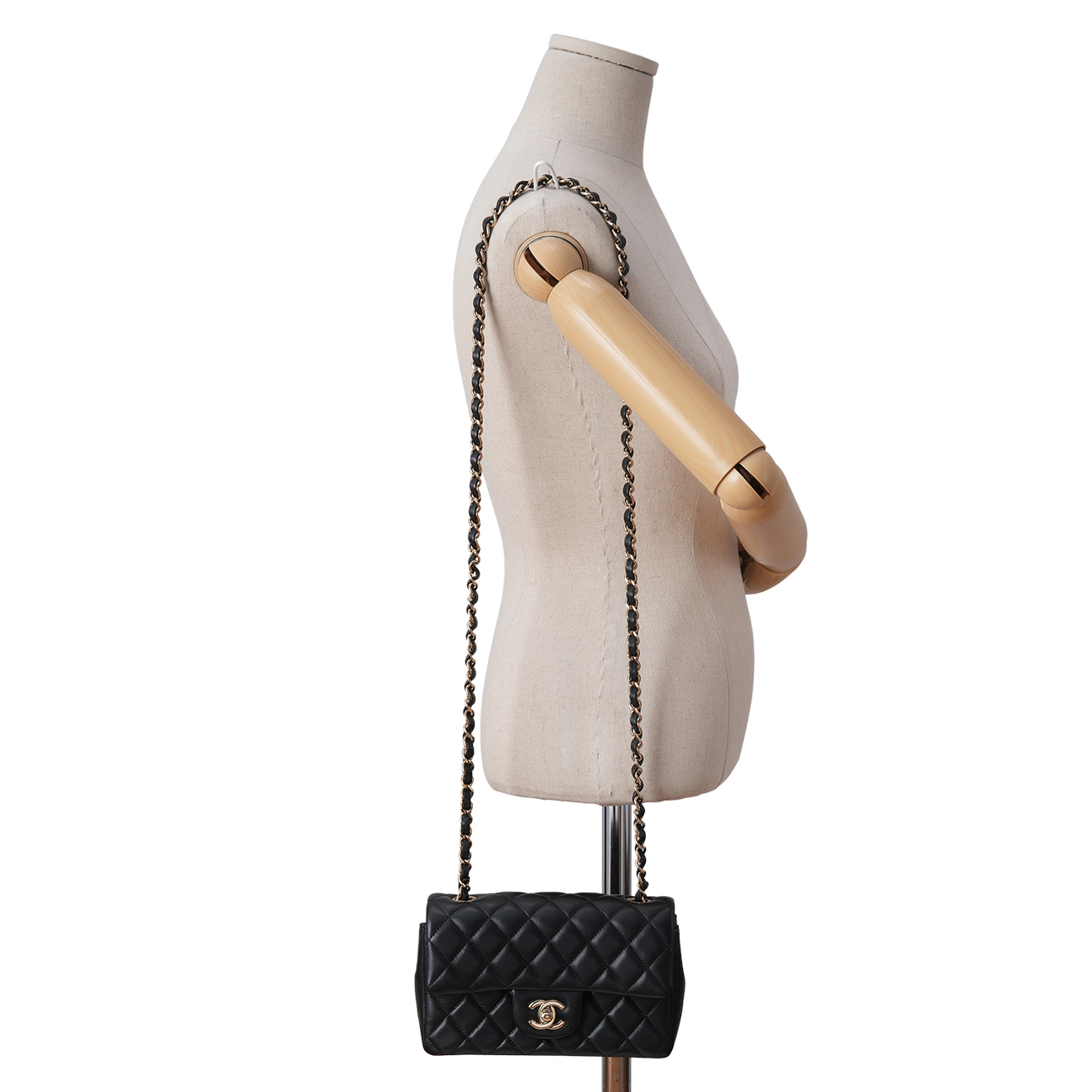 CHANEL(USED)샤넬 램스킨 클래식 뉴미니 크로스백