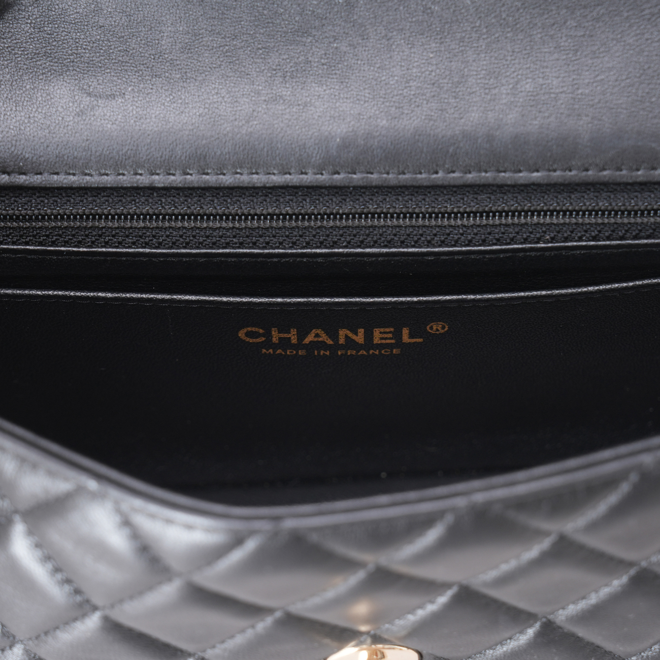 CHANEL(USED)샤넬 램스킨 클래식 뉴미니 크로스백