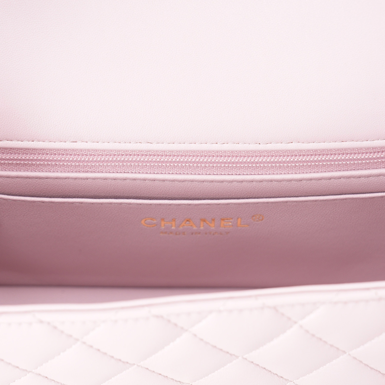 CHANEL(USED)샤넬 램스킨 클래식 뉴미니 탑핸들