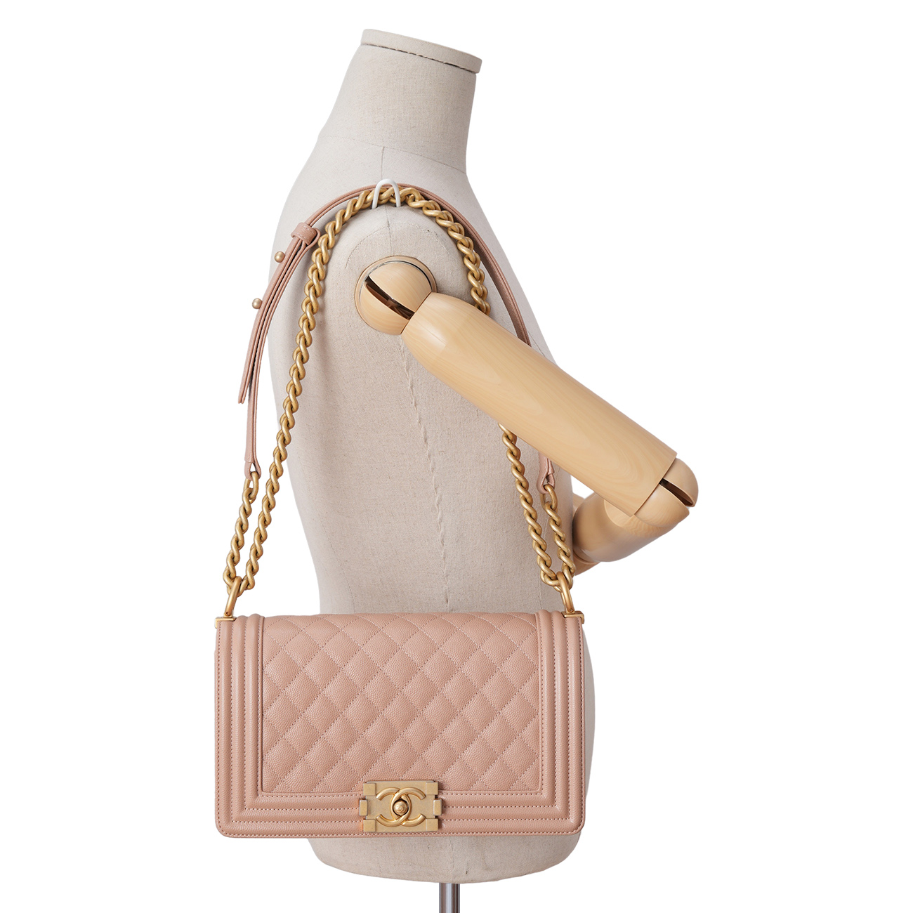 CHANEL(USED)샤넬 캐비어 보이샤넬 미듐 플랩백
