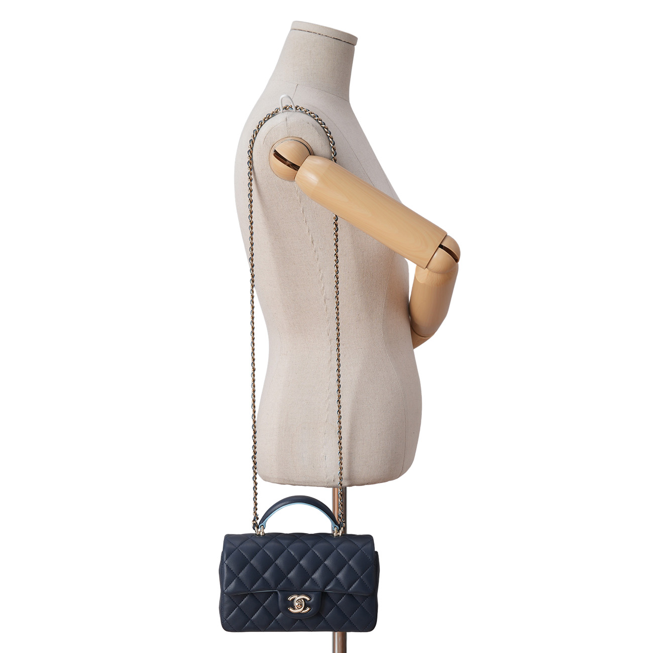 CHANEL(USED)샤넬 램스킨 클래식 뉴미니 탑핸들