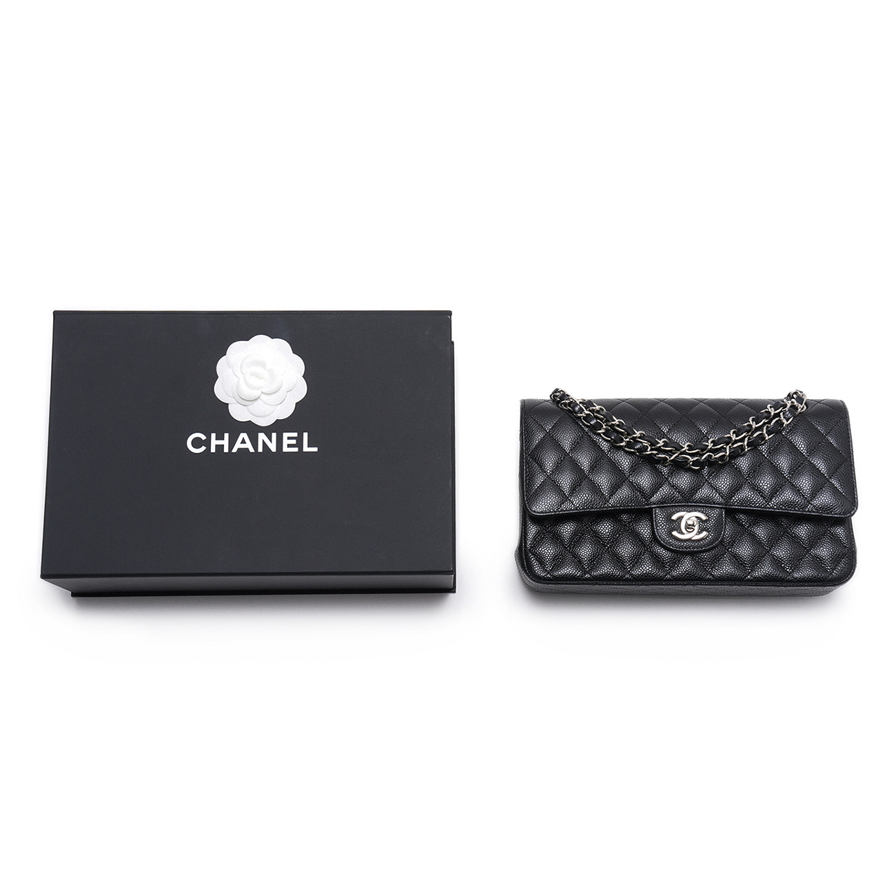 CHANEL(USED)샤넬 캐비어 클래식 미듐 플랩백