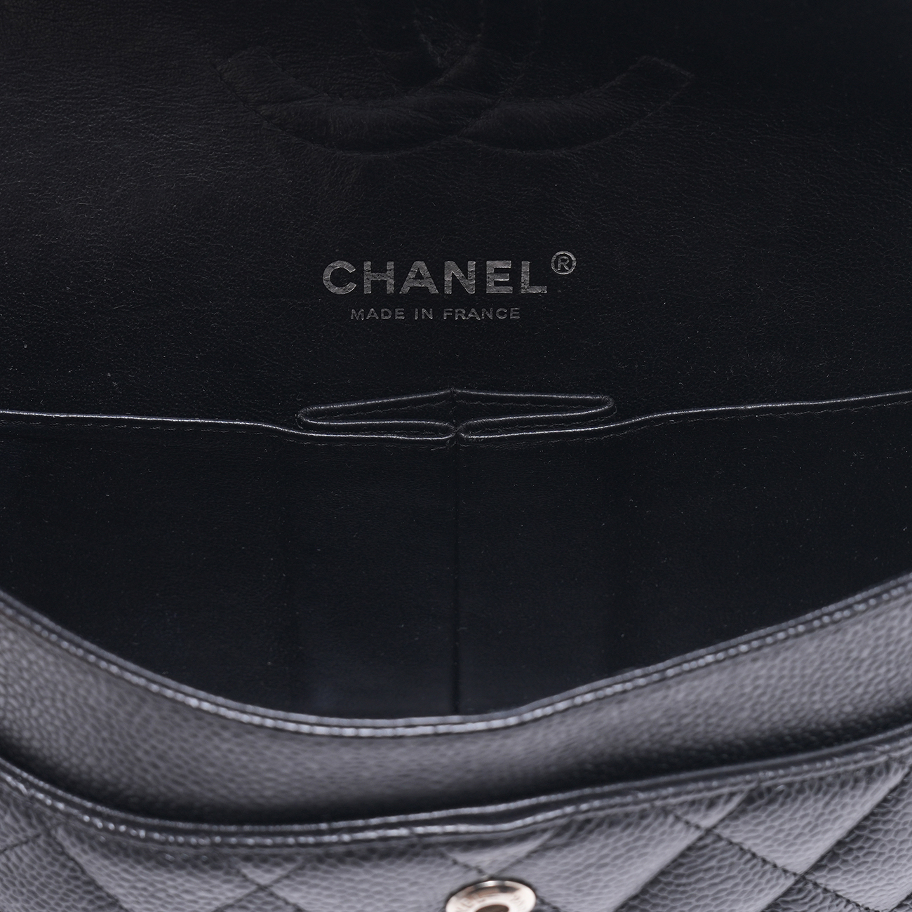 CHANEL(USED)샤넬 캐비어 클래식 미듐 플랩백