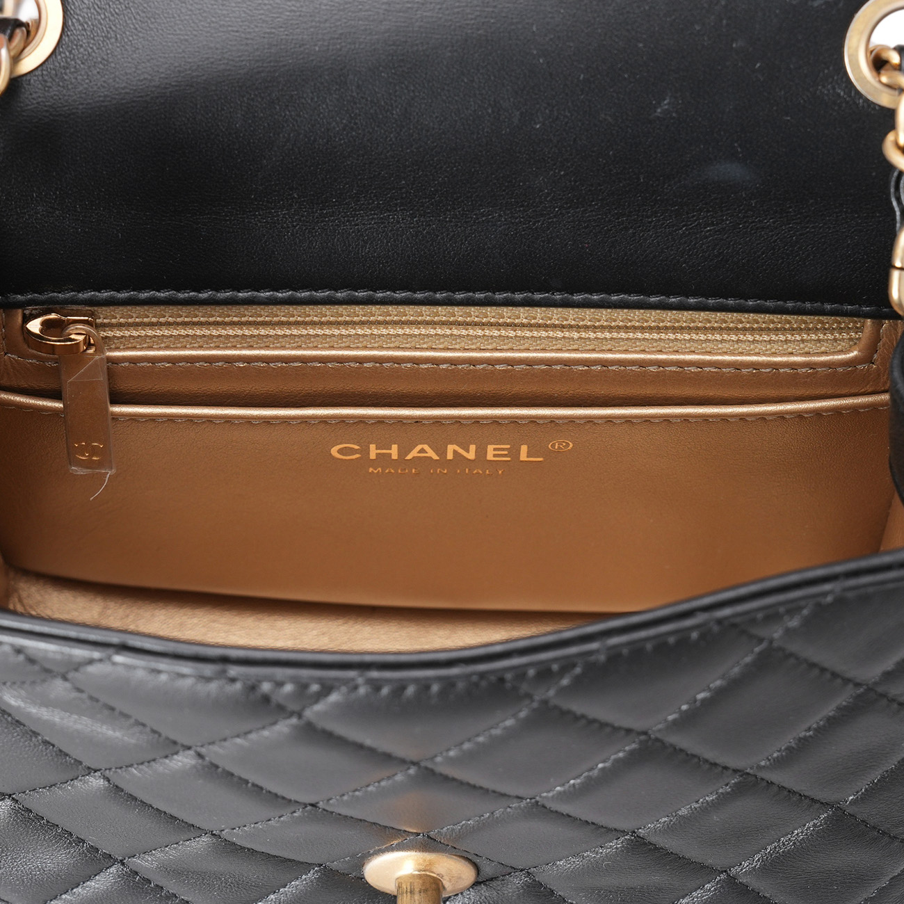 CHANEL(USED)샤넬 램스킨 클래식 쁘띠삭 골든볼