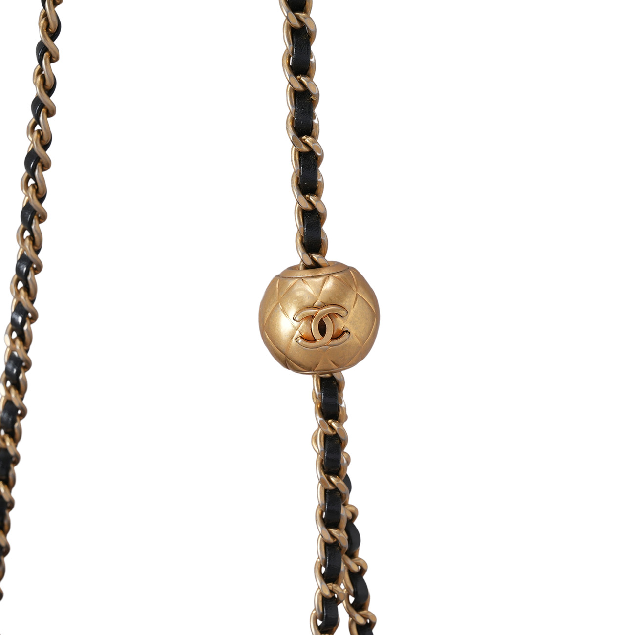 CHANEL(USED)샤넬 램스킨 클래식 쁘띠삭 골든볼