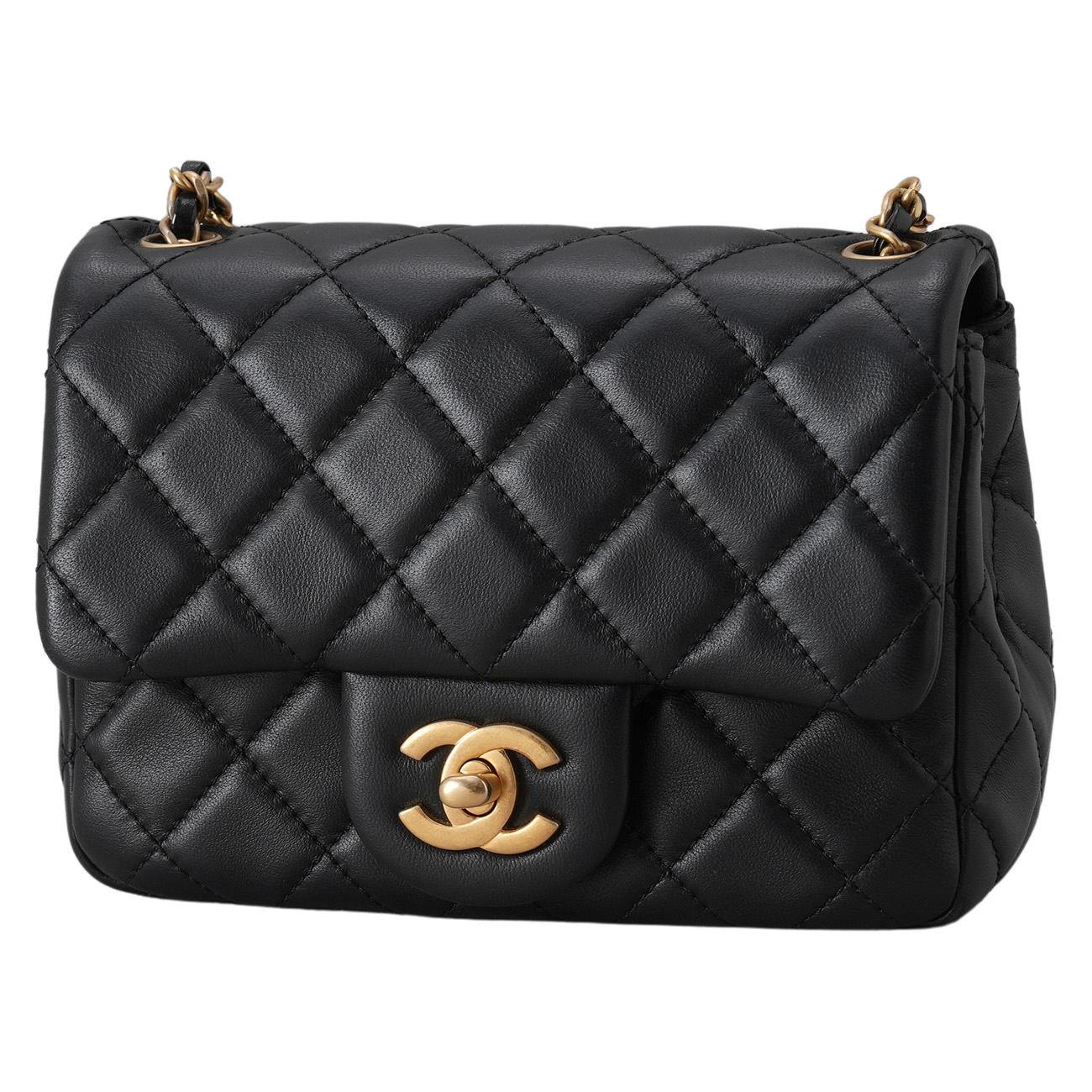 CHANEL(USED)샤넬 램스킨 클래식 쁘띠삭 골든볼