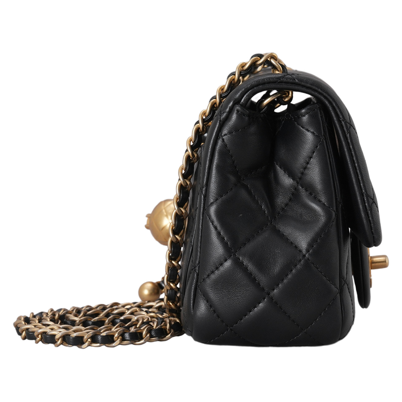 CHANEL(USED)샤넬 램스킨 클래식 쁘띠삭 골든볼