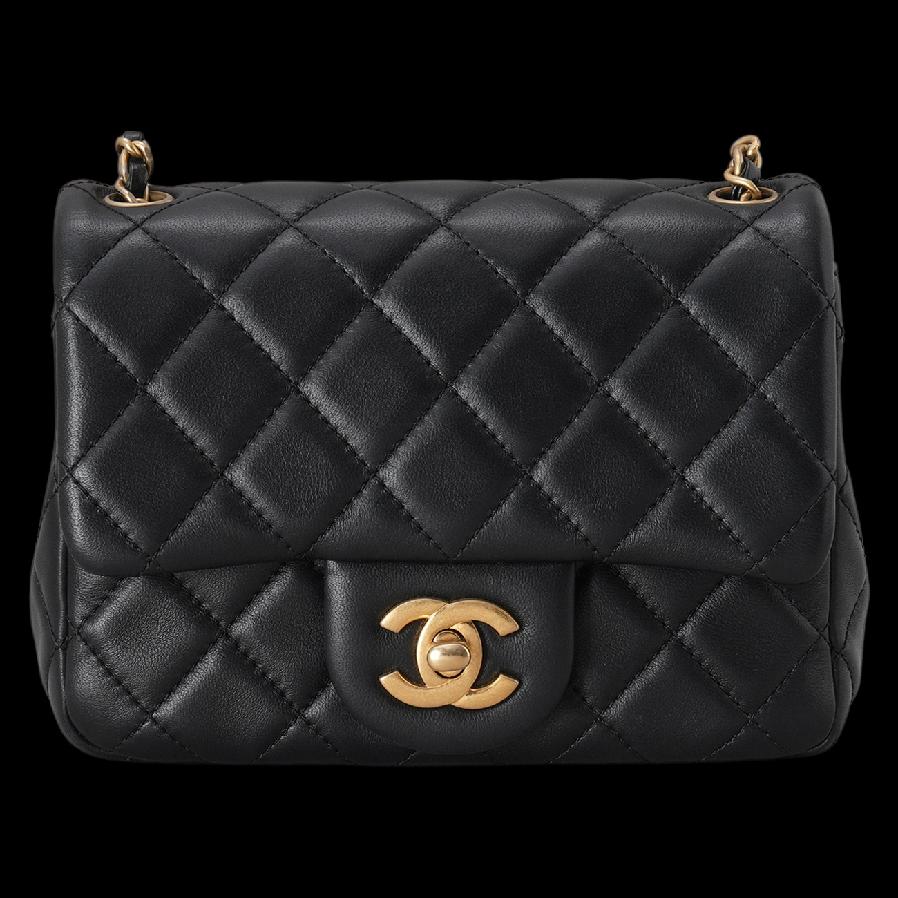 CHANEL(USED)샤넬 램스킨 클래식 쁘띠삭 골든볼