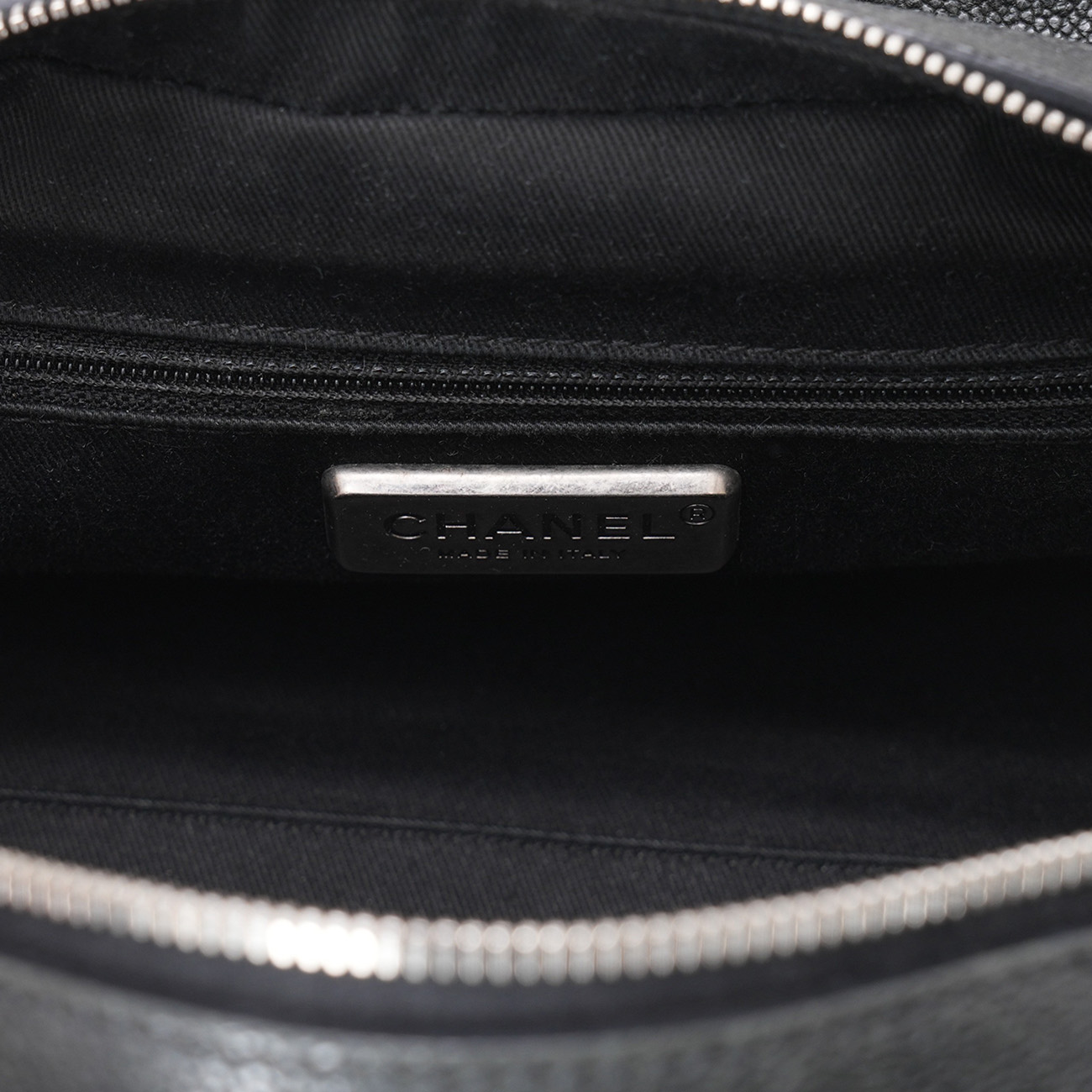 CHANEL(USED)샤넬 캐비어 스티치 CC로고 빈티지 토트백