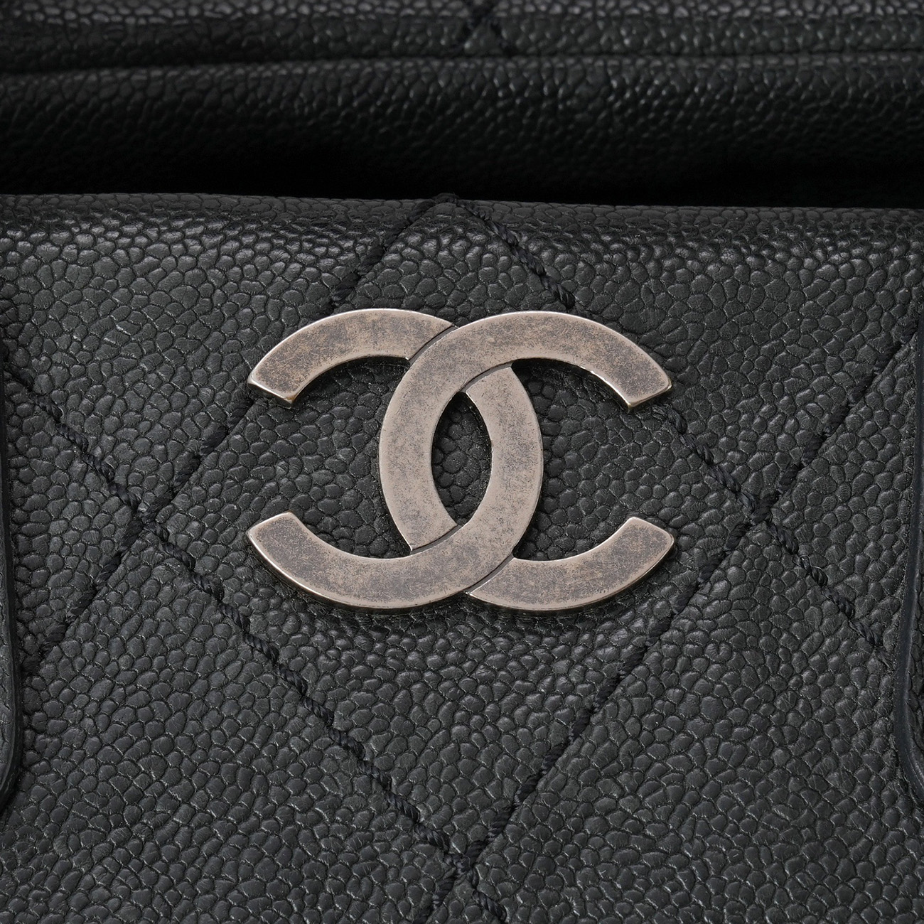 CHANEL(USED)샤넬 캐비어 스티치 CC로고 빈티지 토트백