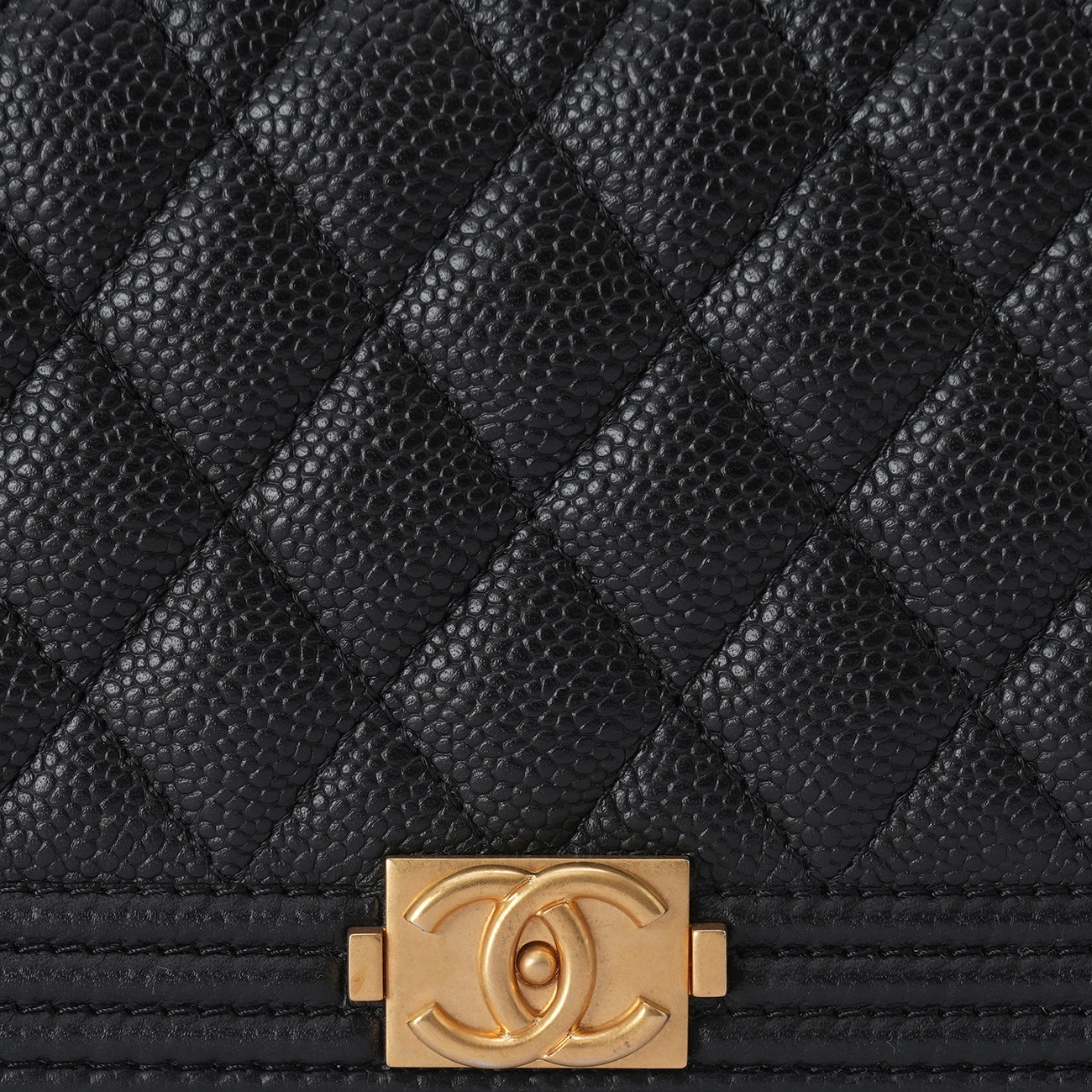 CHANEL(USED)샤넬 캐비어 보이 미니 WOC