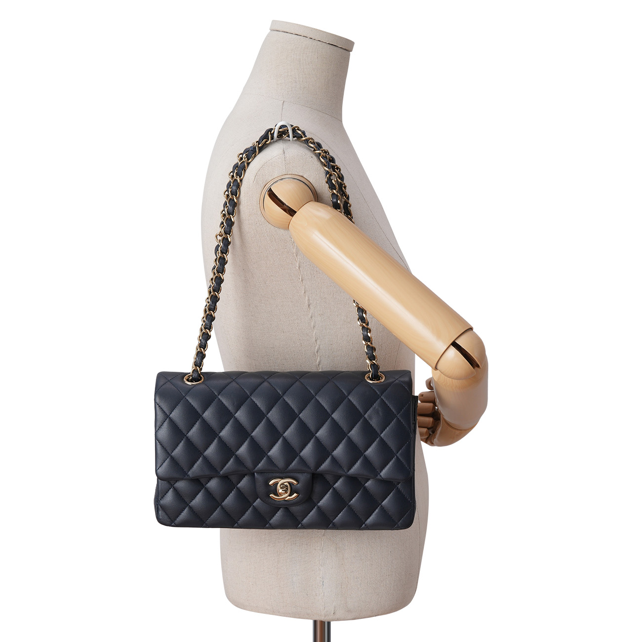 CHANEL(USED)샤넬 램스킨 클래식 미듐 플랩백