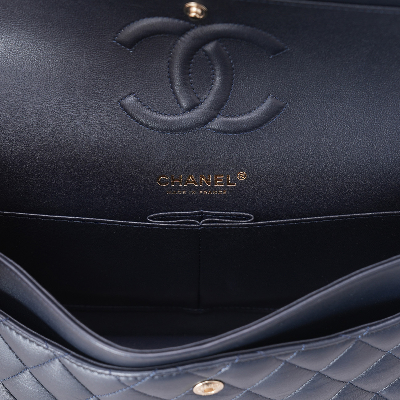 CHANEL(USED)샤넬 램스킨 클래식 미듐 플랩백