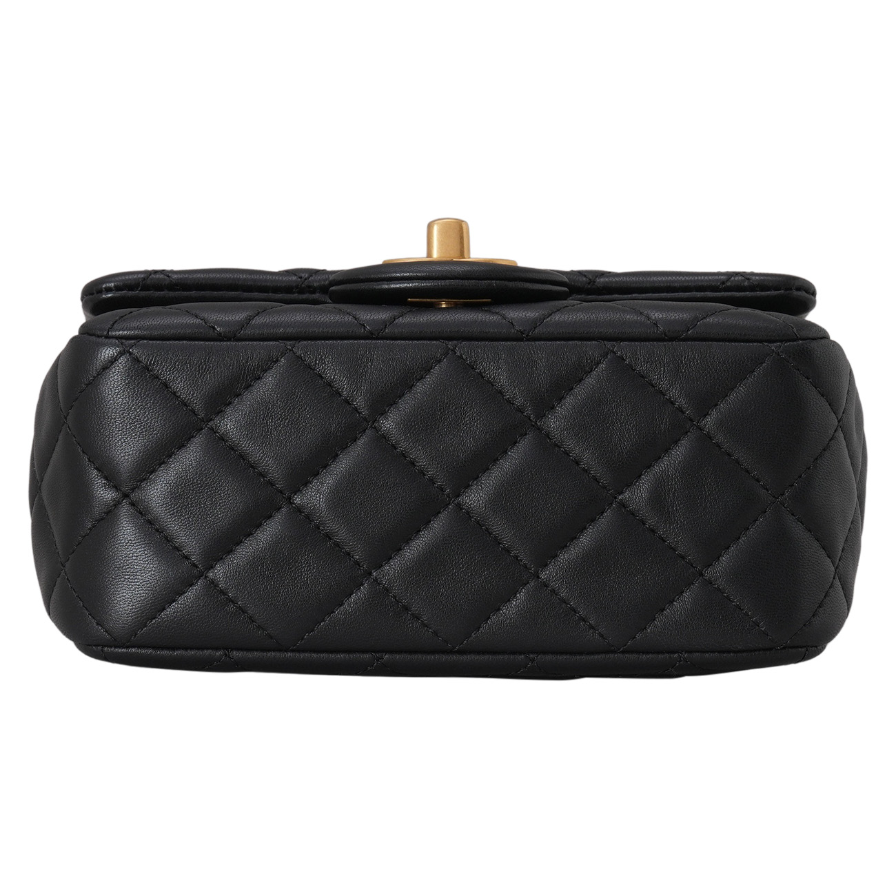 CHANEL(USED)샤넬 AS1786 클래식 쁘띠삭 골든볼 크로스백