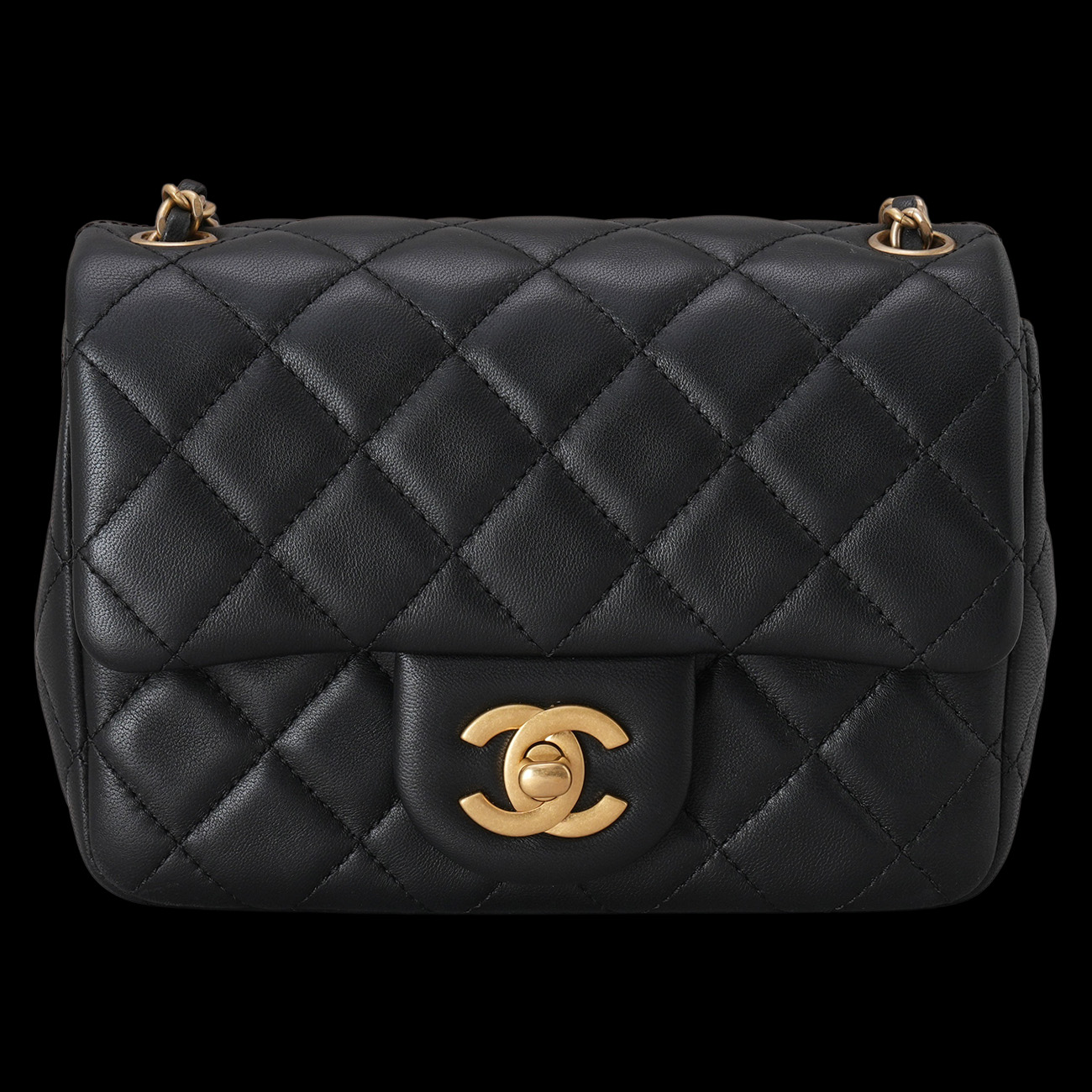 CHANEL(USED)샤넬 AS1786 클래식 쁘띠삭 골든볼 크로스백