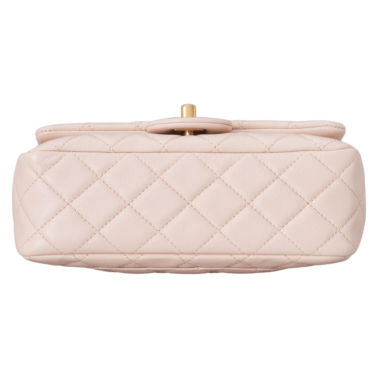 CHANEL(USED)샤넬 램스킨 뉴미니 골든볼 크로스백