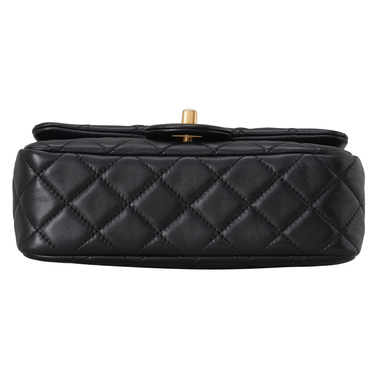 CHANEL(USED)샤넬 램스킨 클래식 뉴미니 골든볼 크로스백