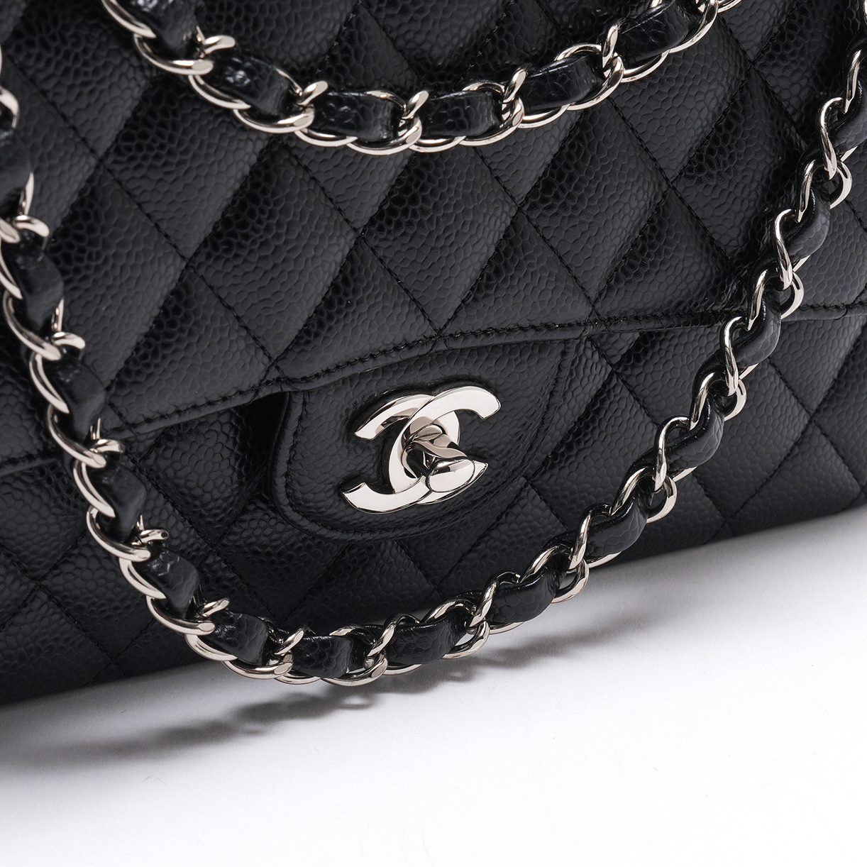 CHANEL(USED)샤넬 캐비어 클래식 미듐 플랩백