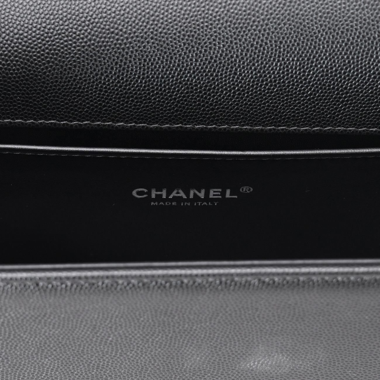 CHANEL(USED)샤넬 캐비어 보이샤넬 미듐 플랩백