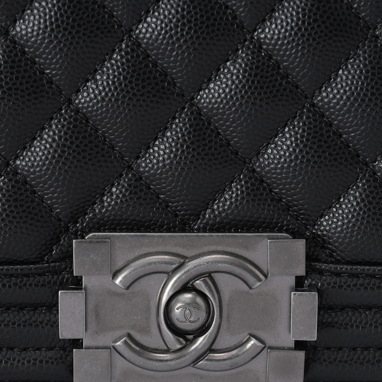 CHANEL(USED)샤넬 캐비어 보이샤넬 미듐 플랩백