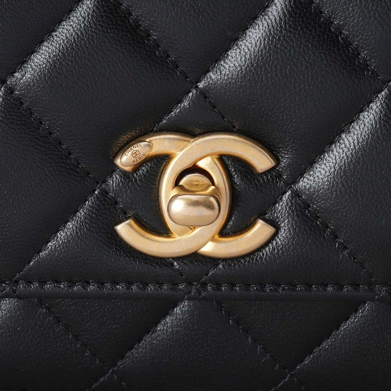 Chanel(USED)샤넬 AP3964 진주볼 플랩 WOC