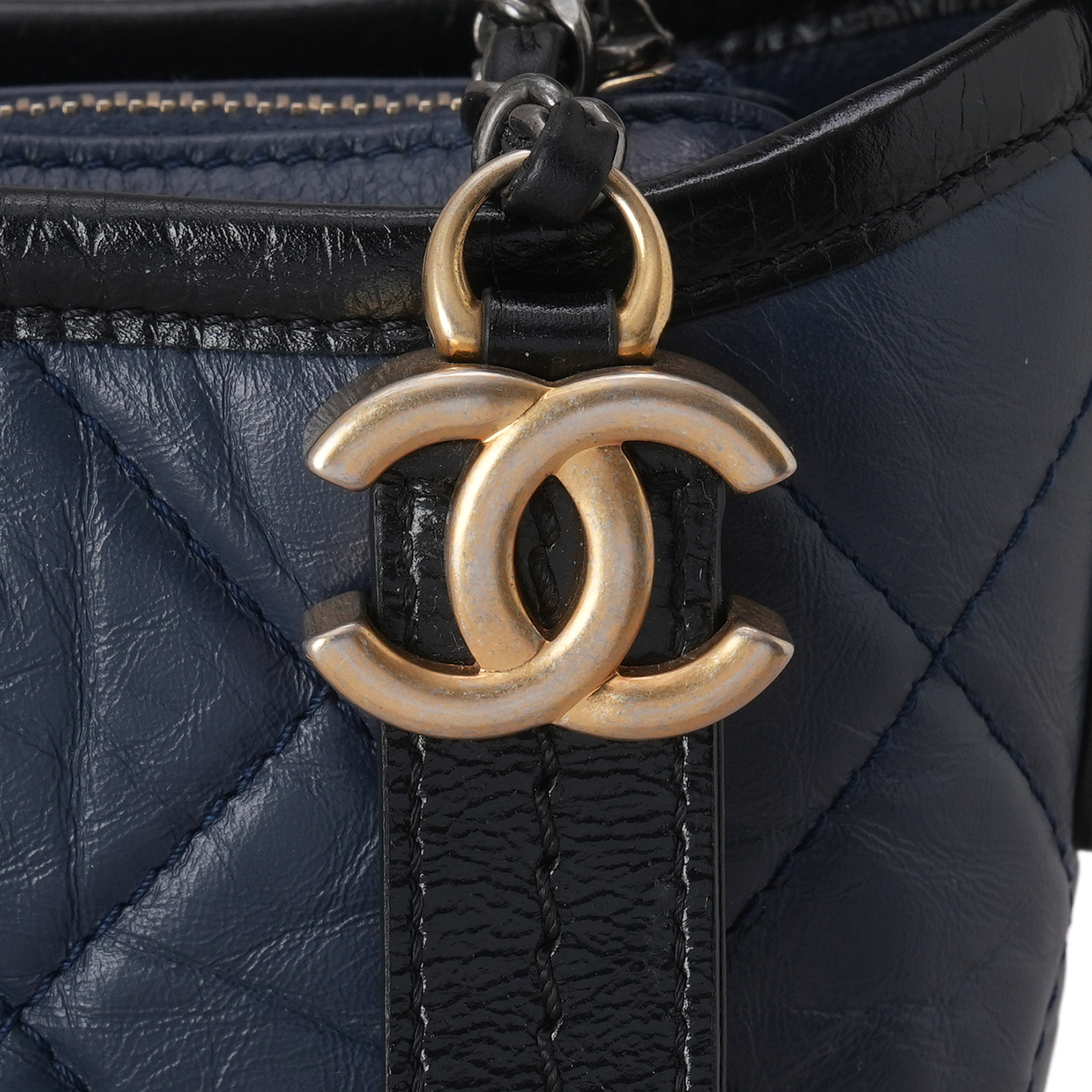 CHANEL(USED)샤넬 가브리엘 호보 스몰 체인 숄더백