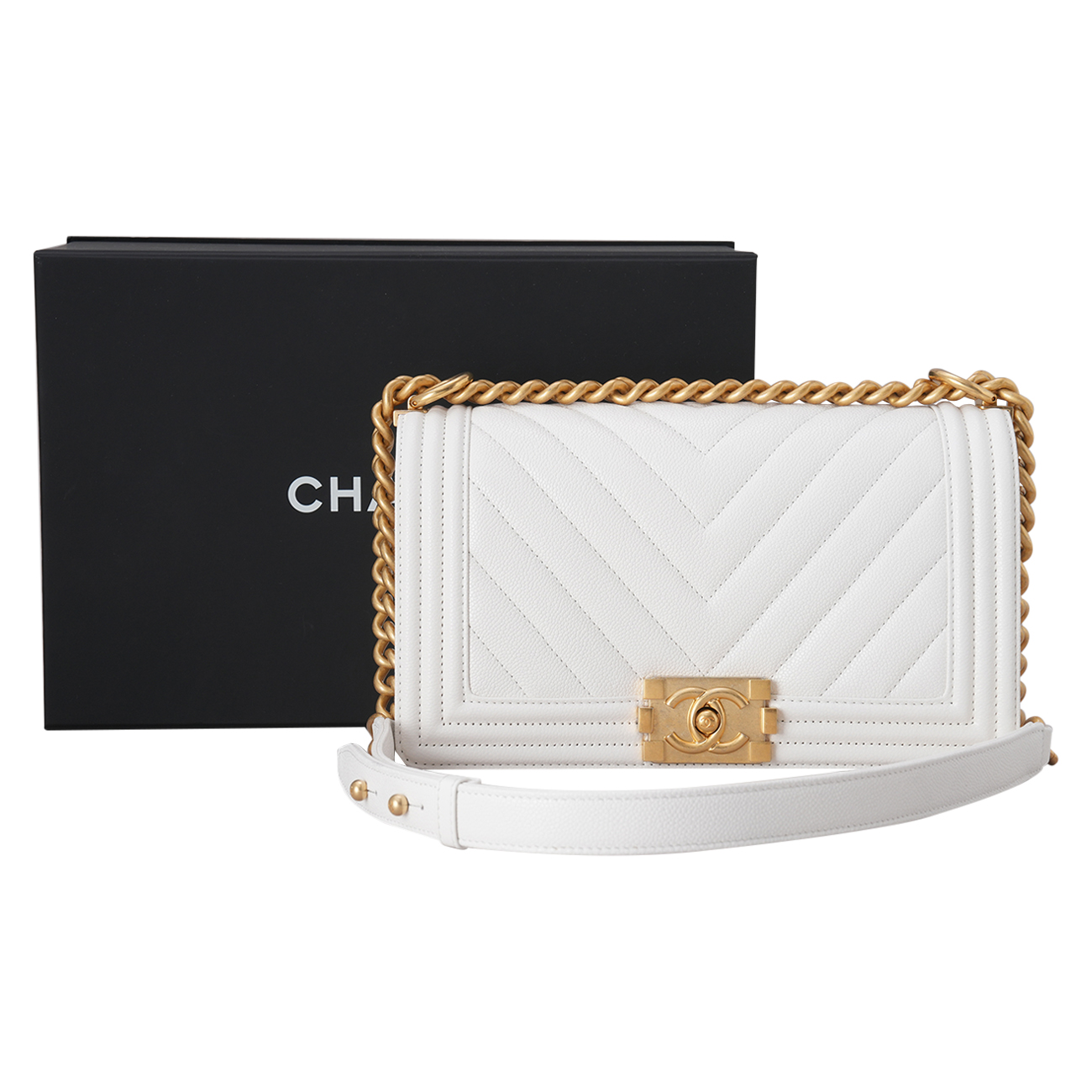 CHANEL(USED)샤넬 캐비어 쉐브론 보이백 미듐