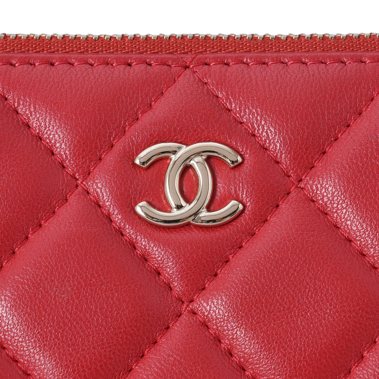 CHANEL(USED)샤넬 램스킨 클래식 클러치 뉴미듐