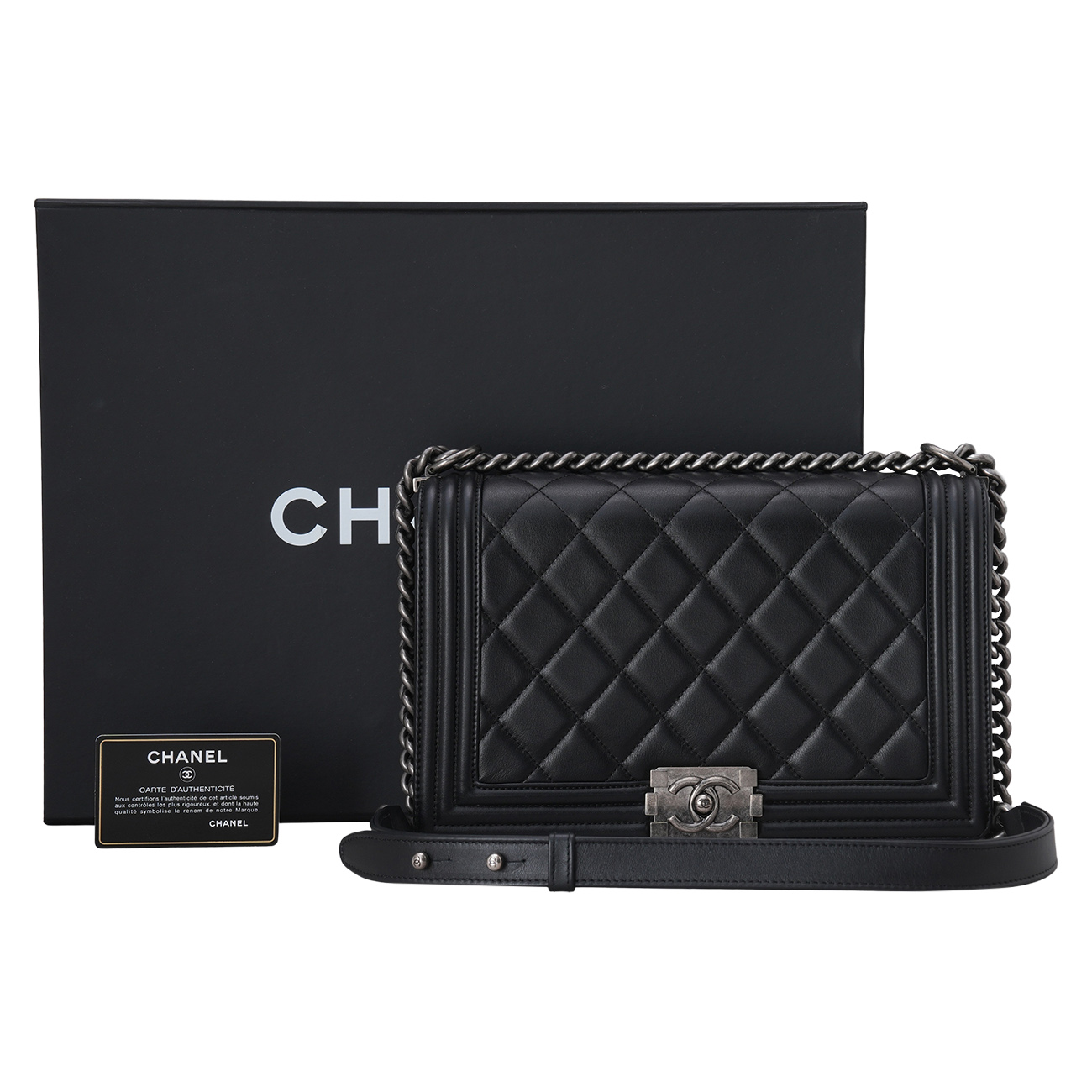 CHANEL(USED)샤넬 보이샤넬 뉴미듐 플랩백