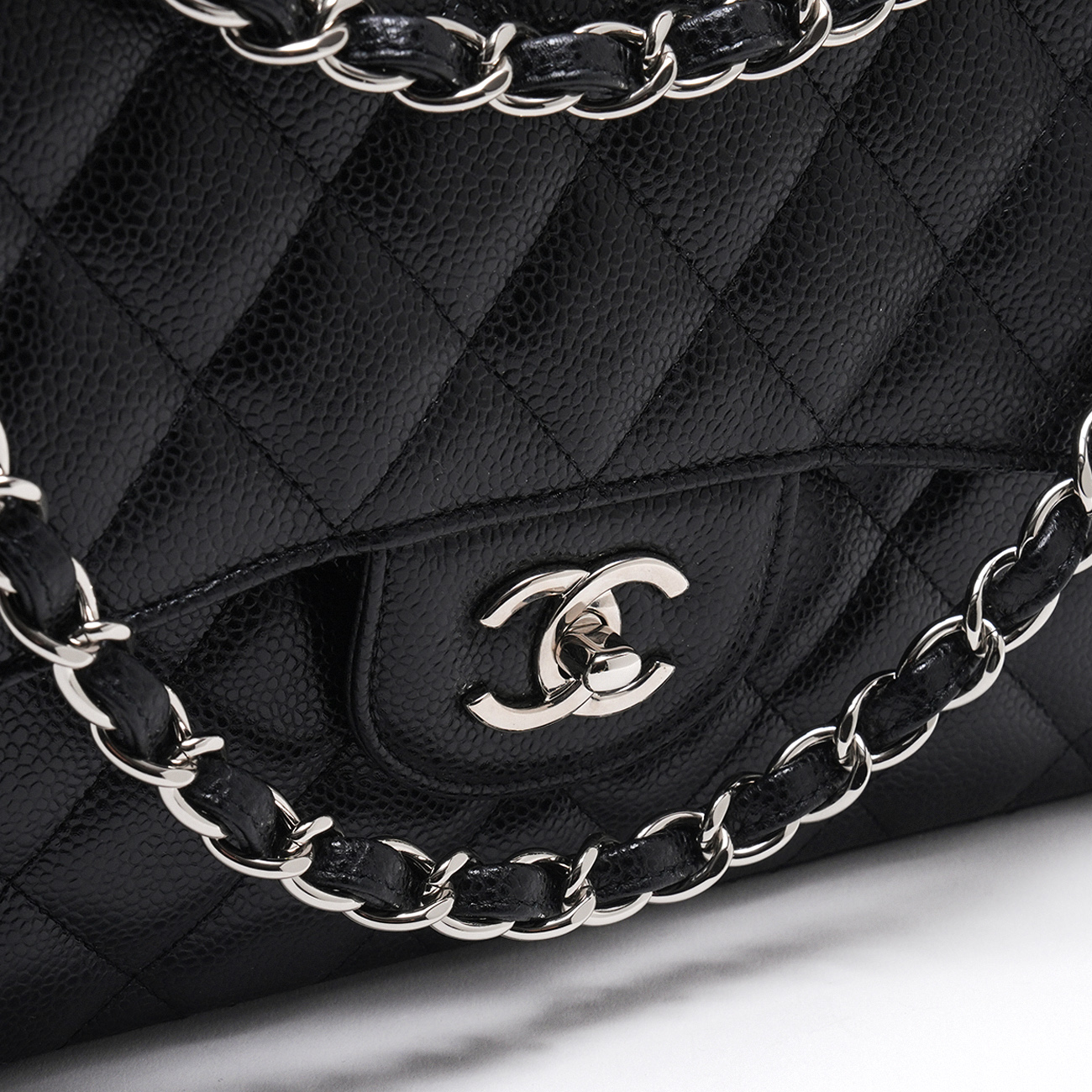 CHANEL(USED)샤넬 캐비어 클래식 라지 플랩백