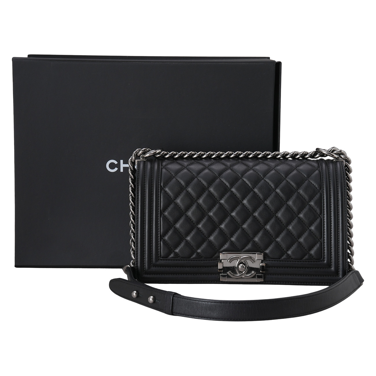 CHANEL(USED)샤넬 램스킨 보이샤넬 미듐 플랩백