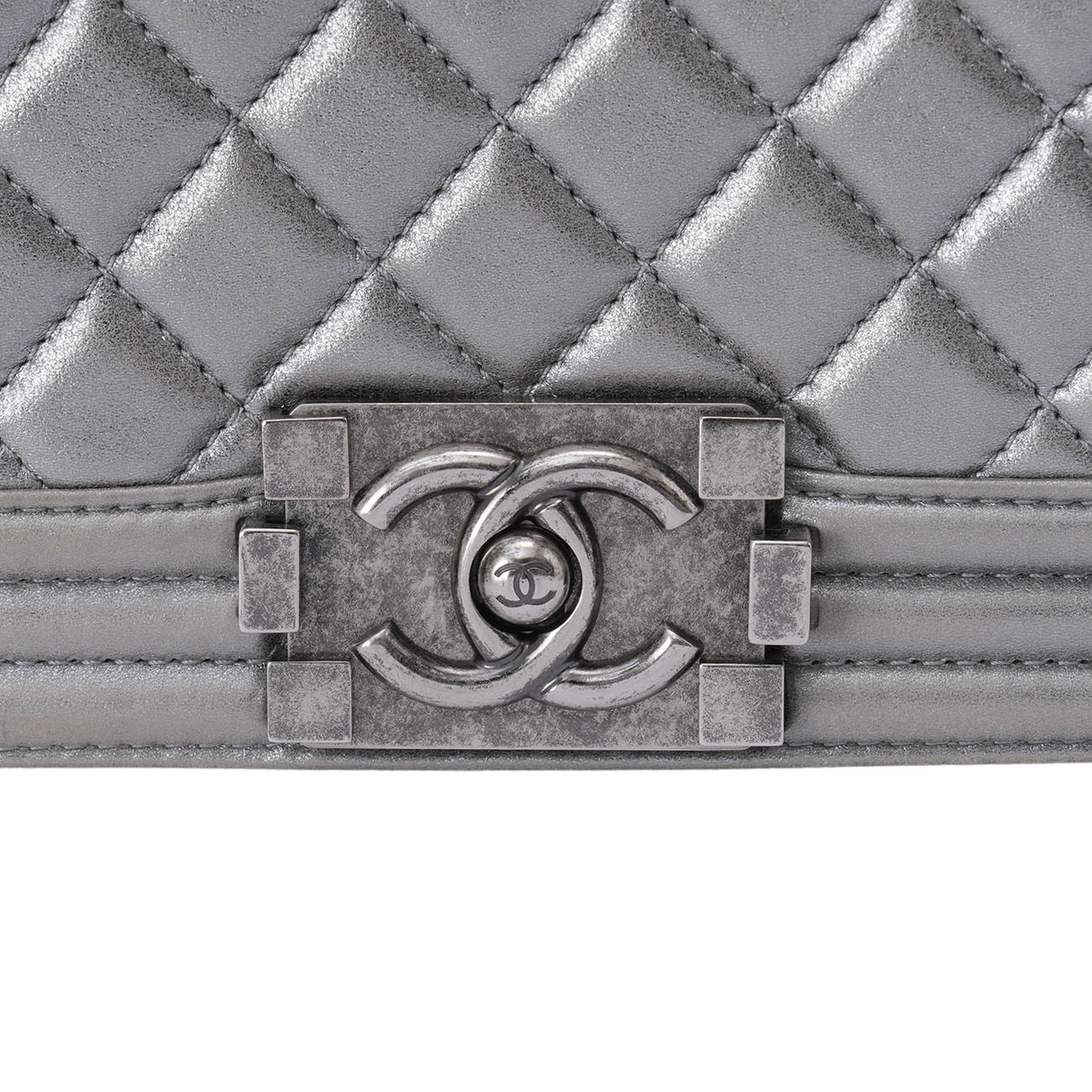 CHANEL(USED)샤넬 보이샤넬 미듐 플랩백