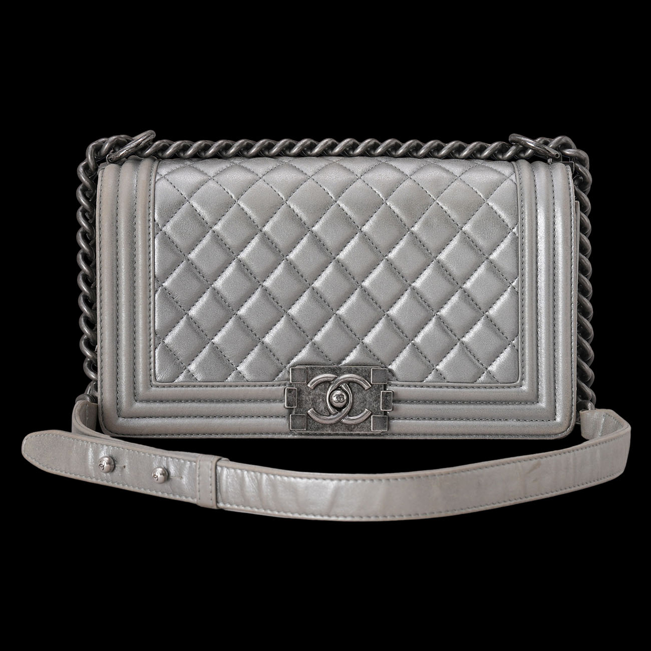 CHANEL(USED)샤넬 보이샤넬 미듐 플랩백