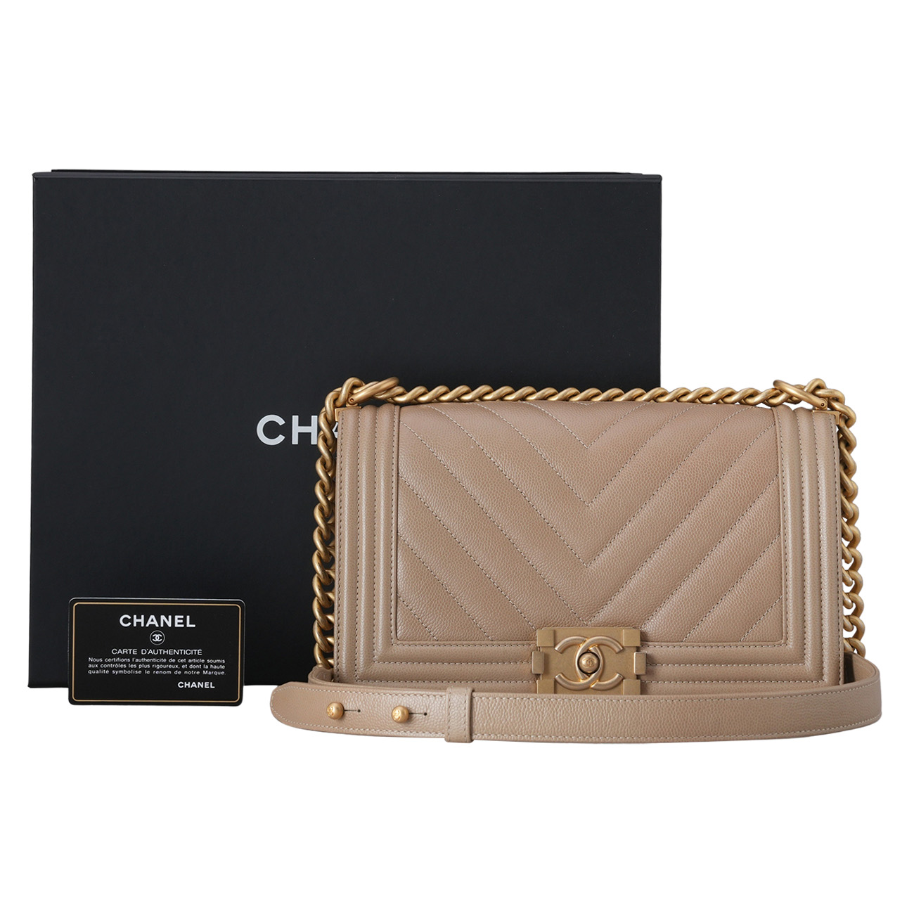 CHANEL(USED)샤넬 캐비어 쉐브론 보이샤넬 미듐 플랩백