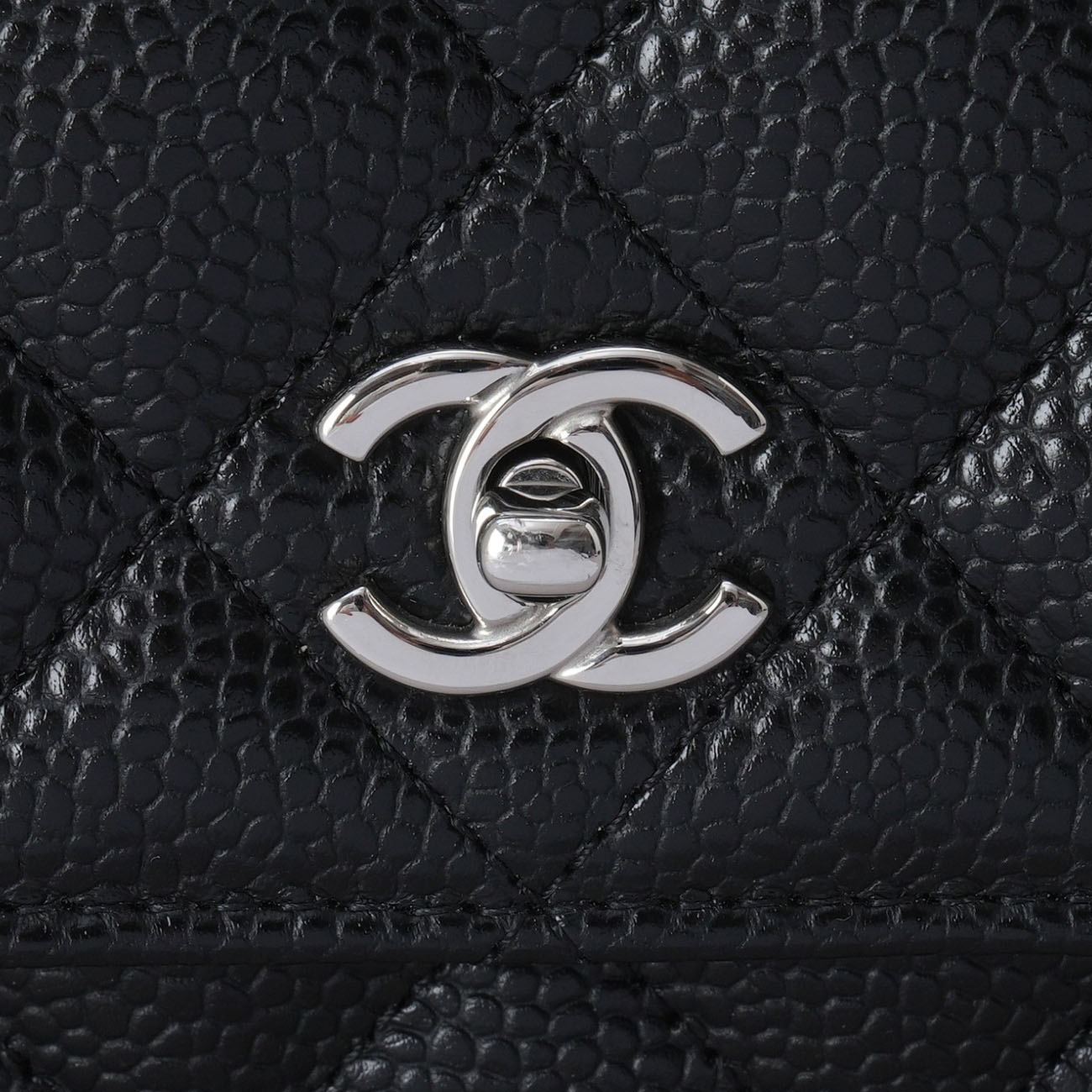 CHANEL(USED)샤넬 AP4241 캐비어 클래식 턴락 WOC