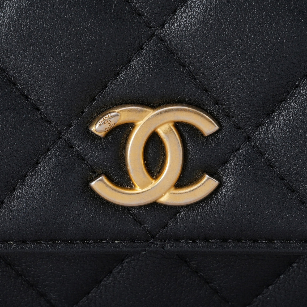 CHANEL(USED)샤넬 AP2190 진주 체인 WOC