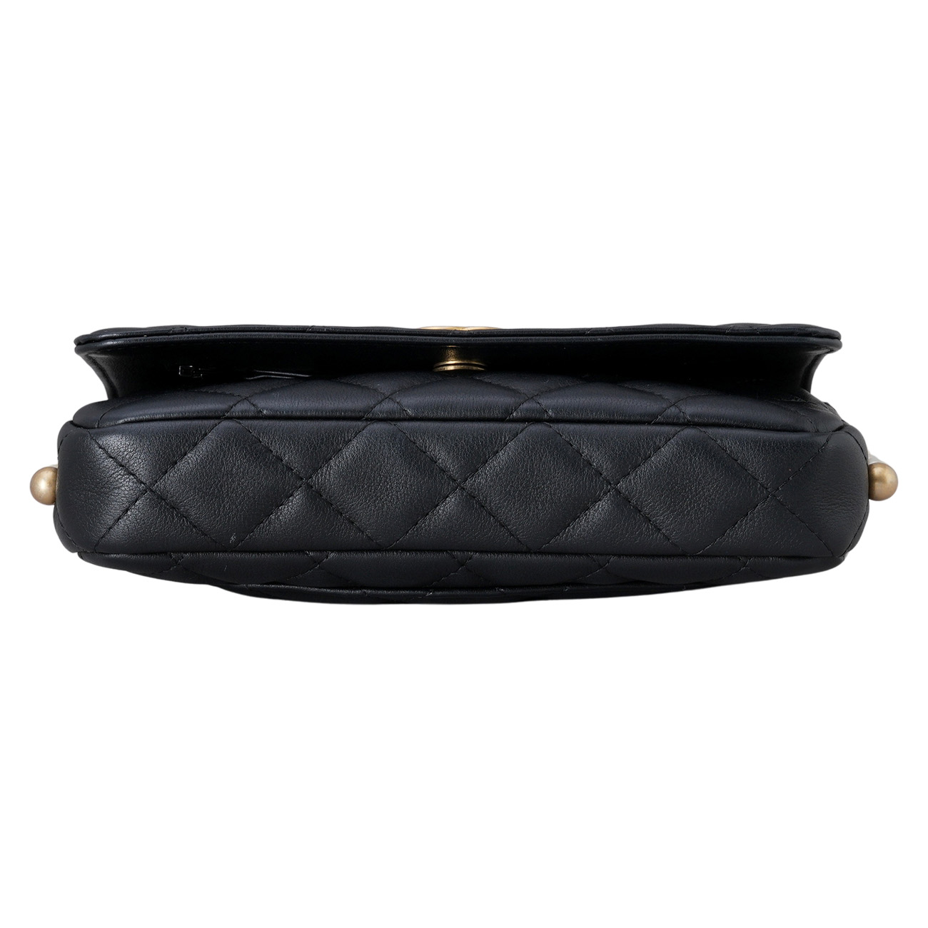 CHANEL(USED)샤넬 AP2190 진주 체인 WOC