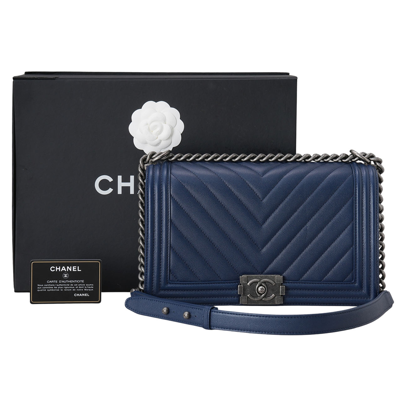 CHANEL(USED)샤넬 캐비어 쉐브론 보이백 라지