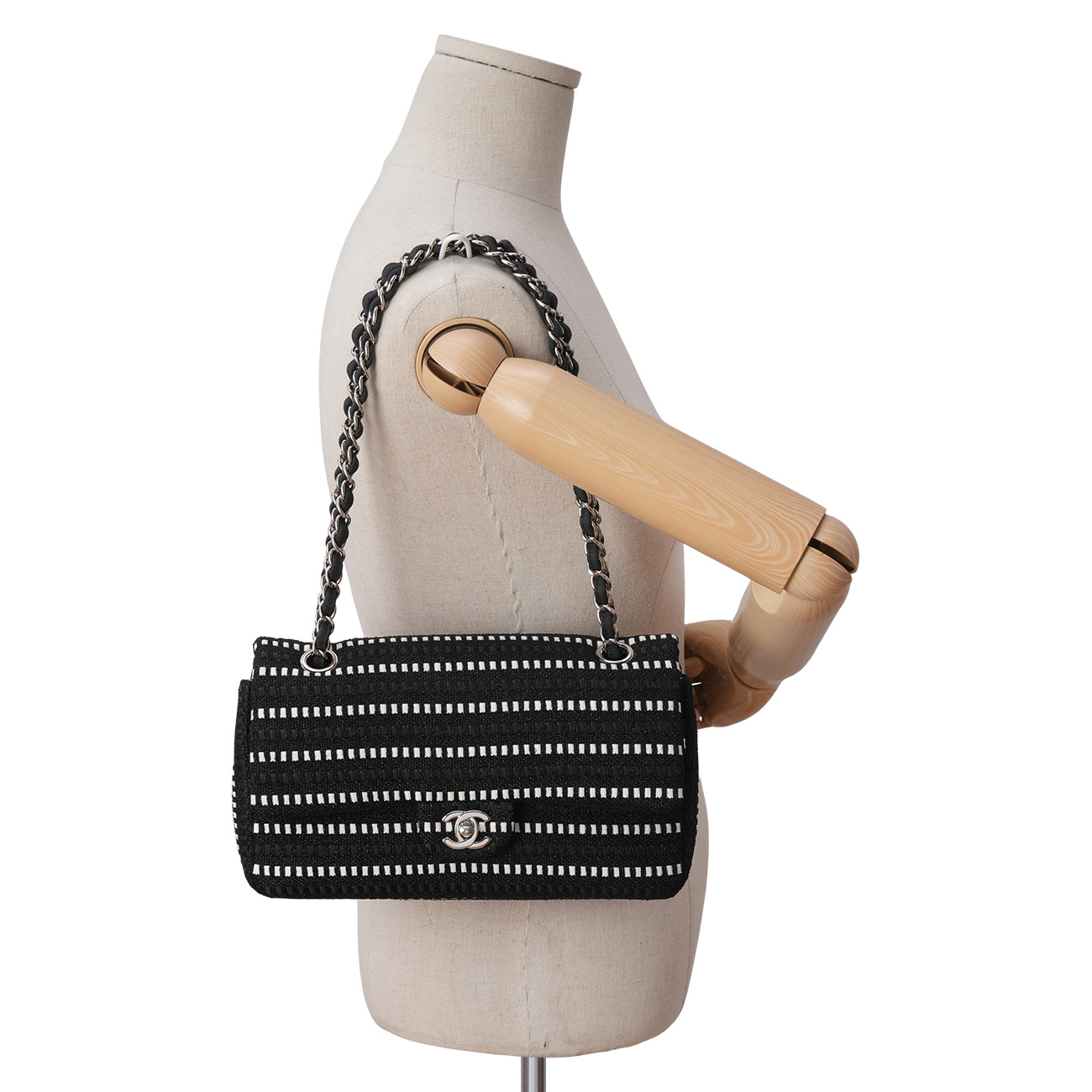 CHANEL(USED)샤넬 시즌 클래식 미듐 플랩백