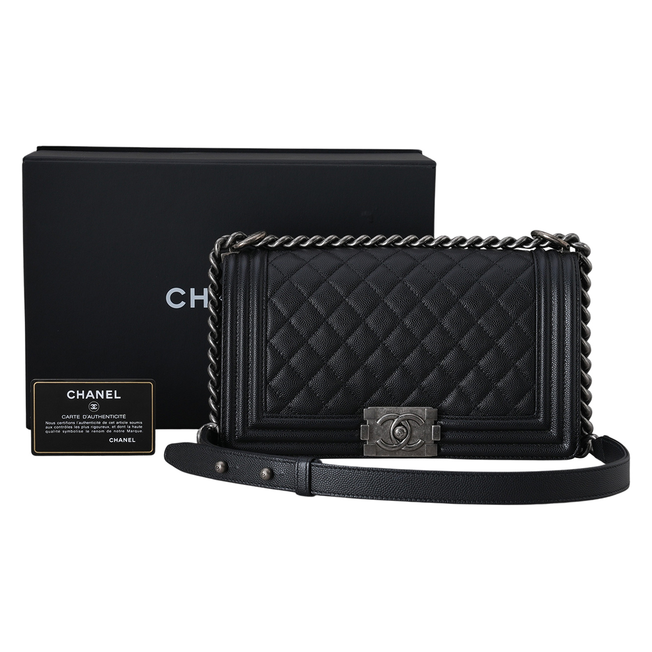 CHANEL(USED)샤넬 캐비어 보이샤넬 미듐 플랩백