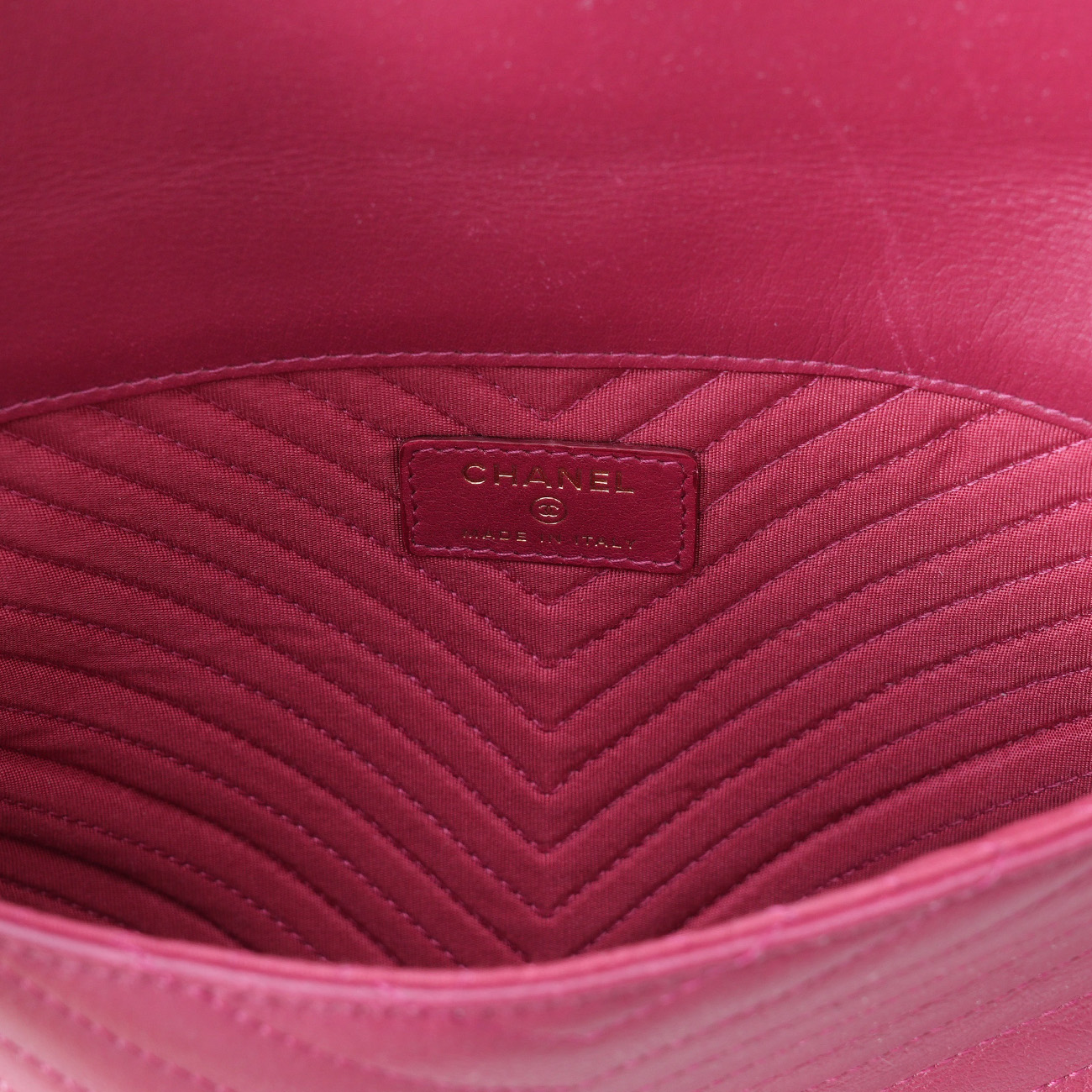 CHANEL(USED)샤넬 쉐브론 플랩 클러치