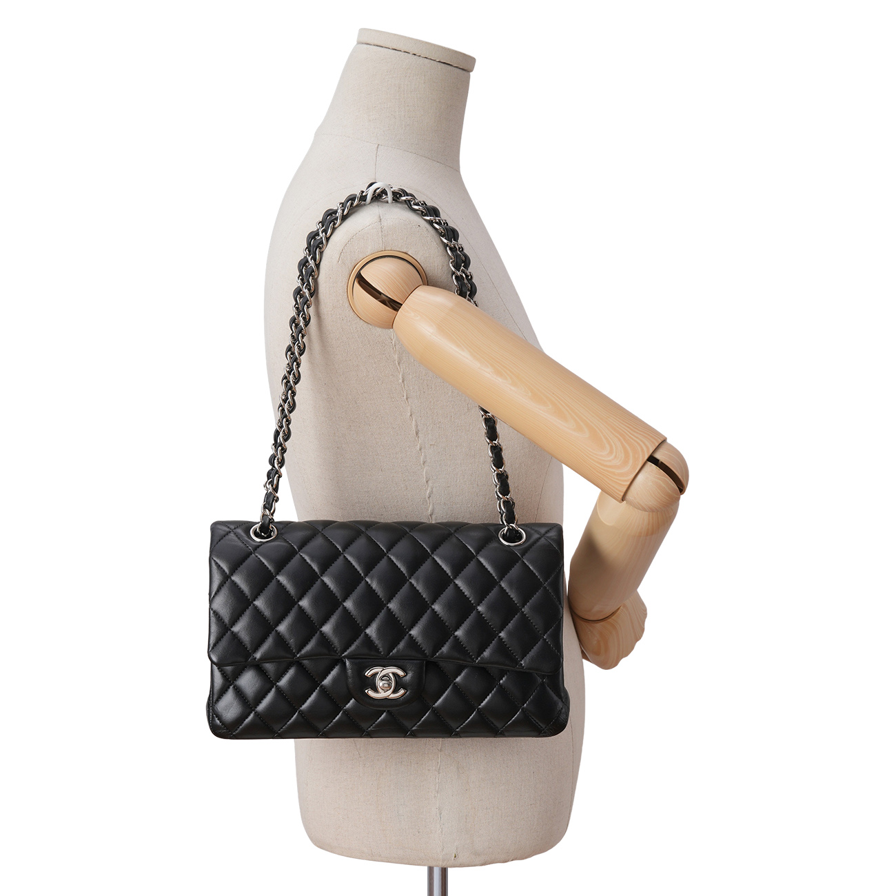 CHANEL(USED)샤넬 램스킨 클래식 미듐 플랩백