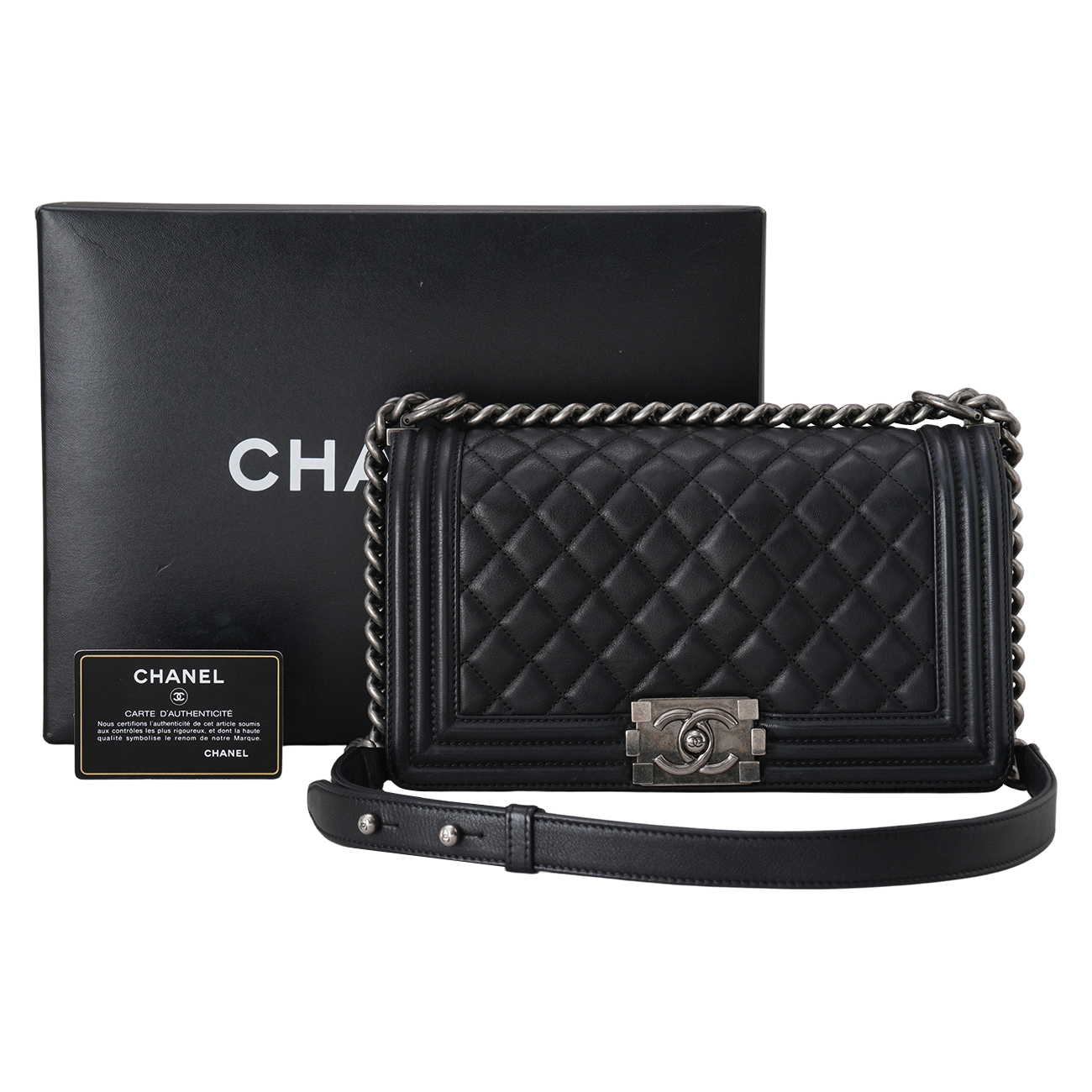 CHANEL(USED)샤넬 보이샤넬 미듐 플랩백